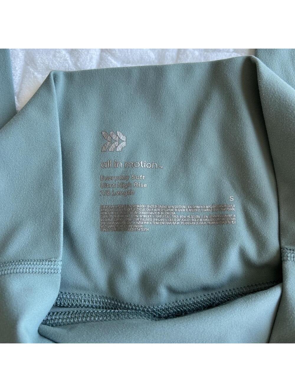All in motion Everyday Soft Wide High Rise 3/4 Length Leggings in Sage Green - Picture 3 of 6